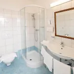 Garni Wurzer Hotel 4*