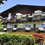 Garni Wurzer Szálloda Velden am Wörthersee