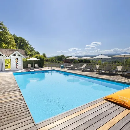 غارني فوتسار 4*