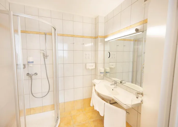 Garni Wurzer Hotel Velden am Woerthersee